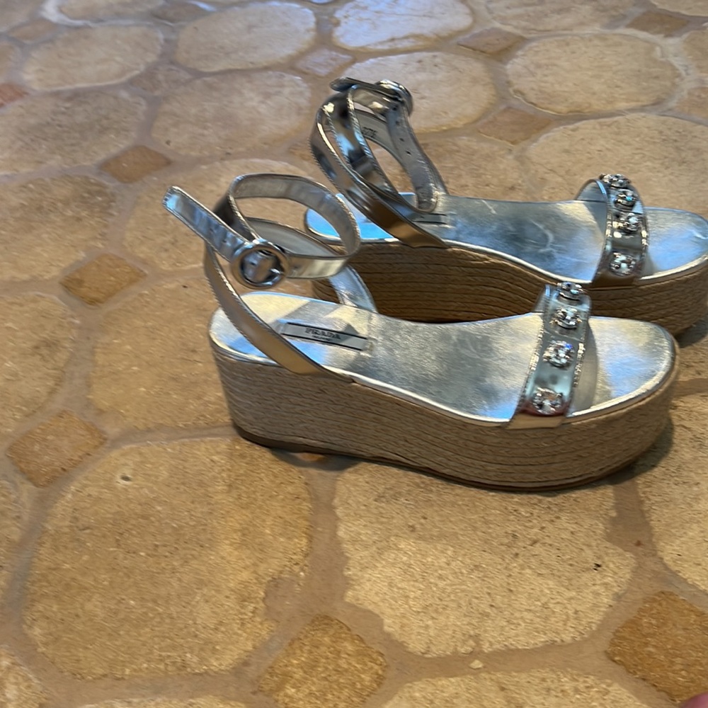 Authentic Prada platform sandals - Picture 5 of 10